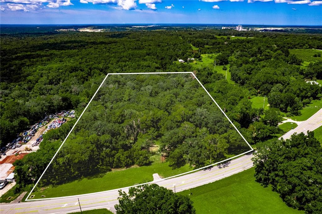 1525 PONCE DE LEON BOULEVARD BROOKSVILLE, FL 34601