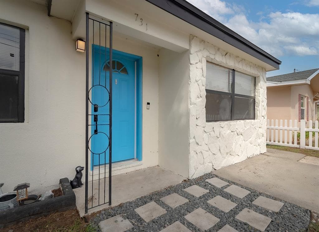 731 14TH AVENUE S SAFETY HARBOR, FL 34695