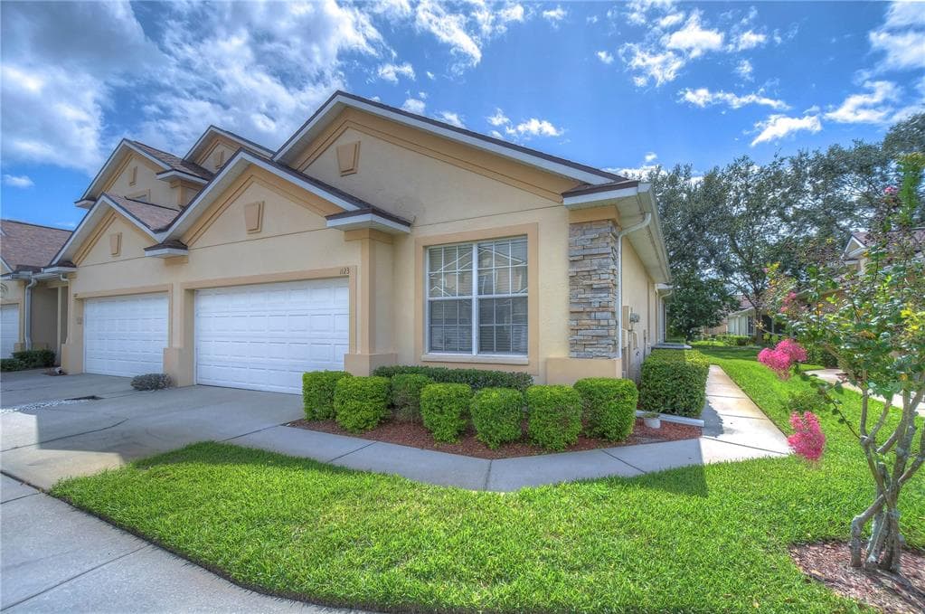 1123 GEORGIA TRACE AVENUE VALRICO, FL 33596