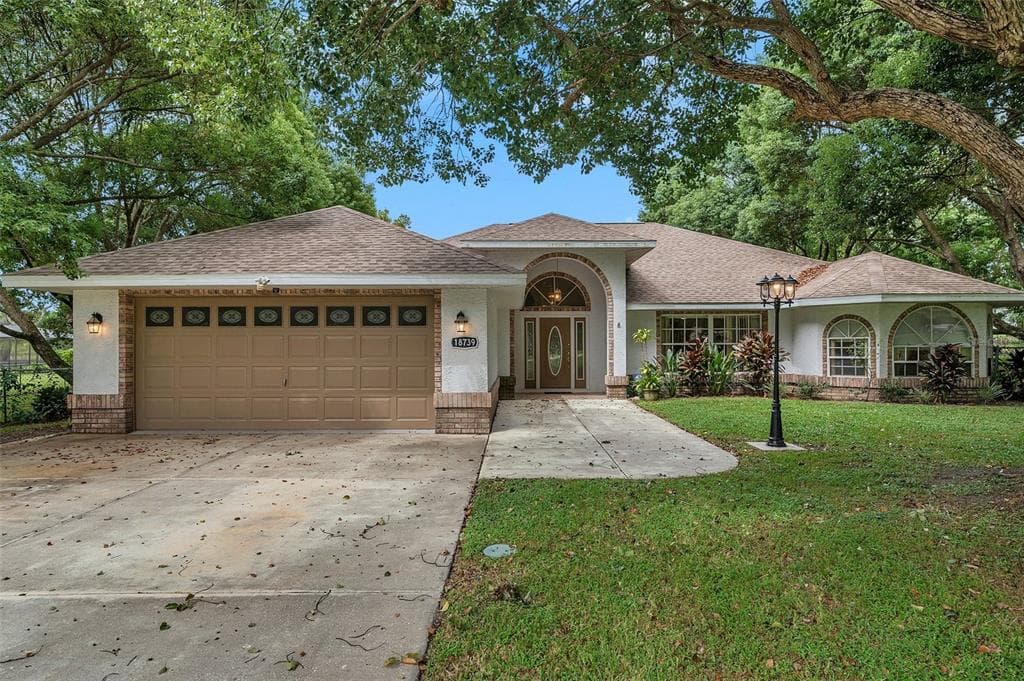 18739 FLORALTON DRIVE SPRING HILL, FL 34610