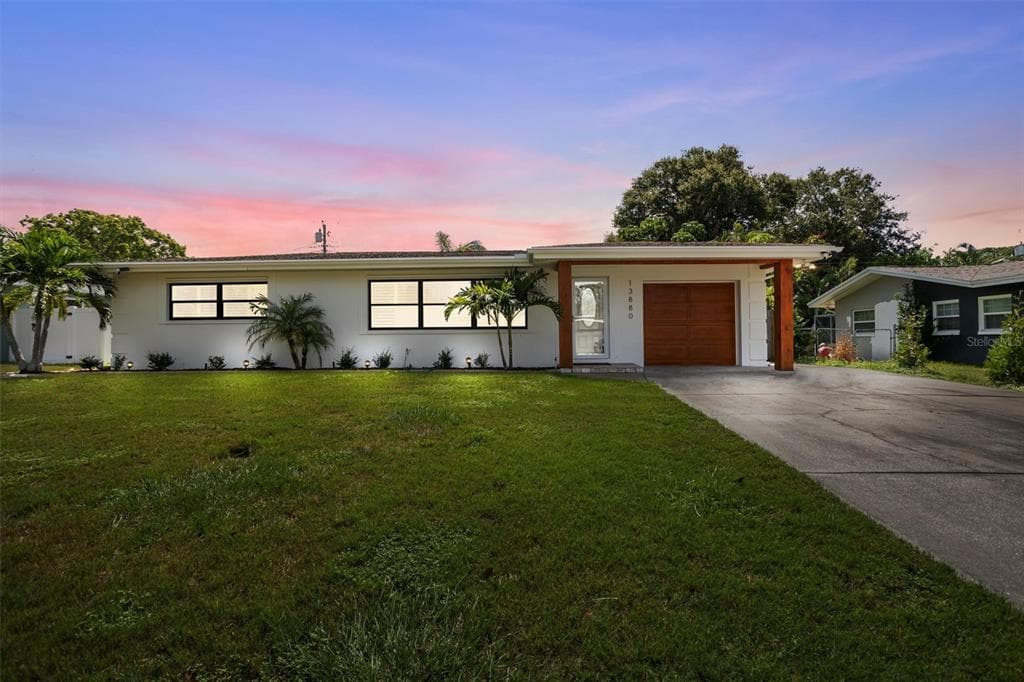 13880 BERMUDA DRIVE SEMINOLE, FL 33776