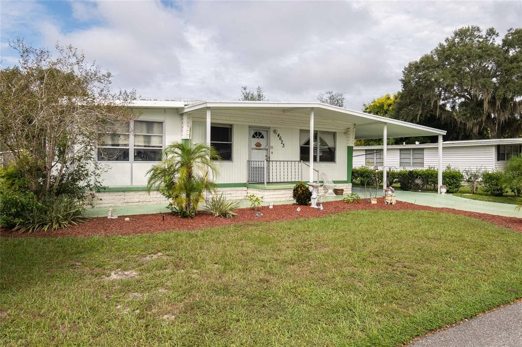 4623 ORANGE BLOSSOM DRIVE ZEPHYRHILLS, FL 33542