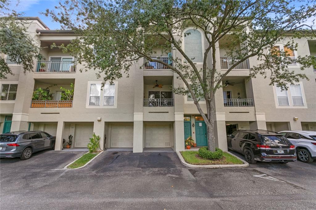 775 MAINSAIL DRIVE UNIT 775 TAMPA, FL 33602