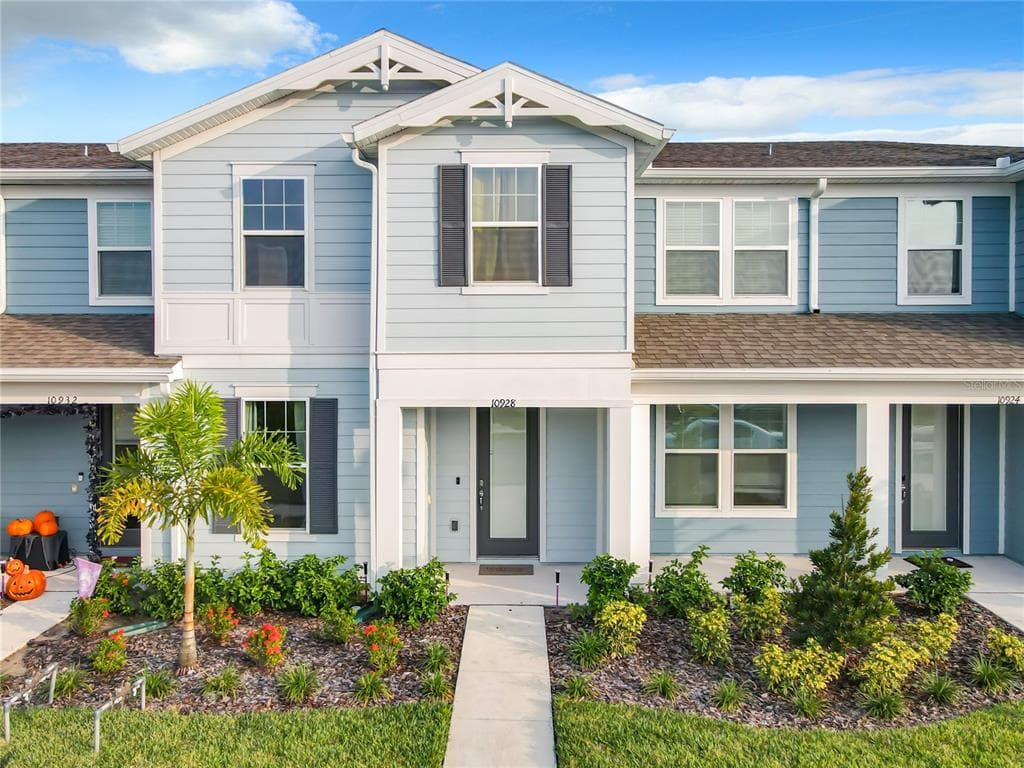 10928 LEAFSHORE LOOP ORLANDO, FL 32829