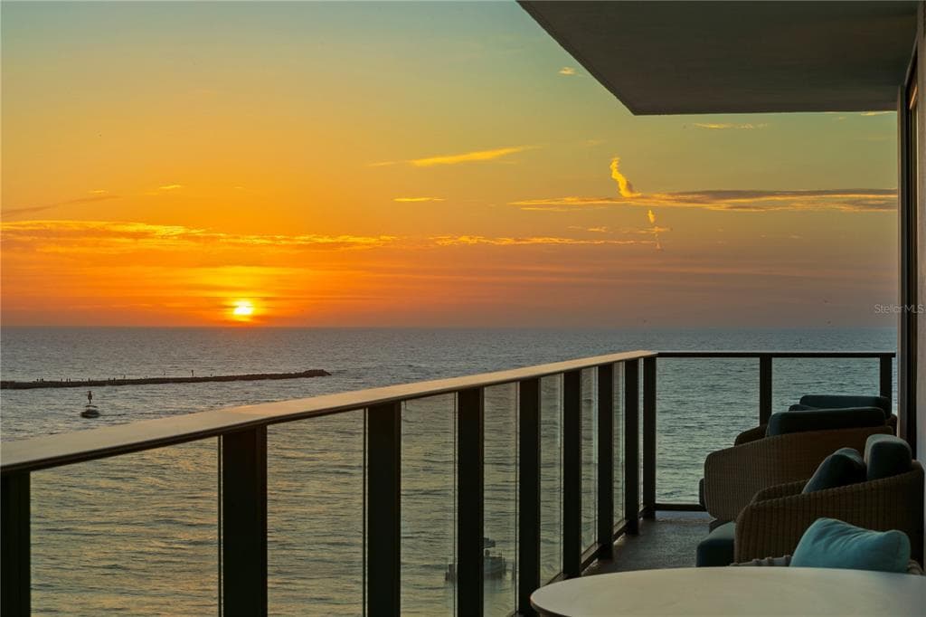 691 S GULFVIEW BOULEVARD UNIT 715