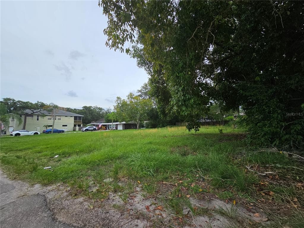164TH AVENUE N CLEARWATER, FL 33762