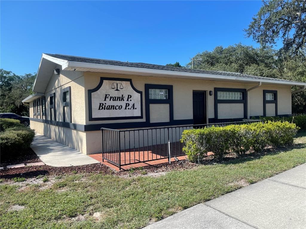 8300 MASSACHUSETTS AVENUE NEW PORT RICHEY, FL 34653