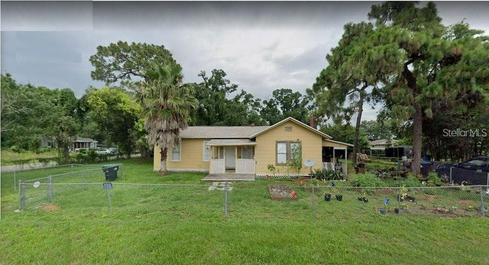 2409 WINSTON AVENUE ORLANDO, FL 32810
