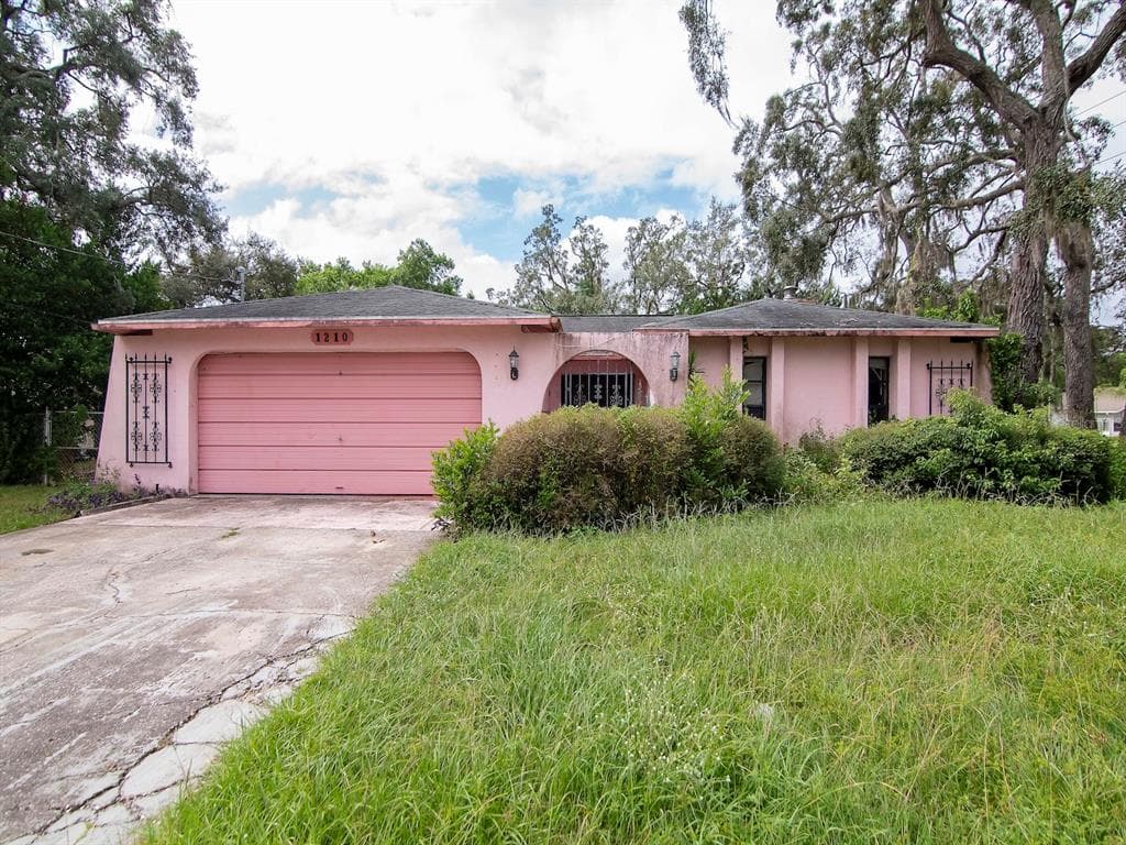 1210 MCNEAL ROAD SPRING HILL, FL 34608
