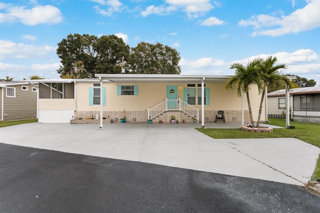 115 MOUNT PINEY AVENUE NE UNIT 309 ST PETERSBURG, FL 33702