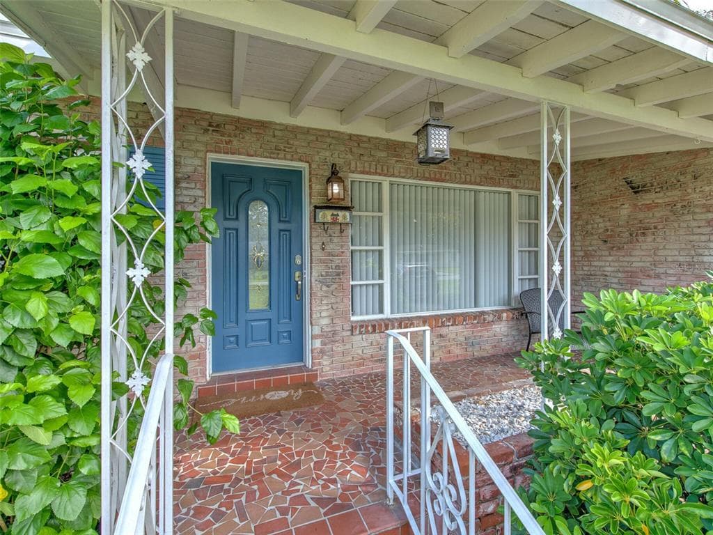 400 MORGAN STREET E BRANDON, FL 33510