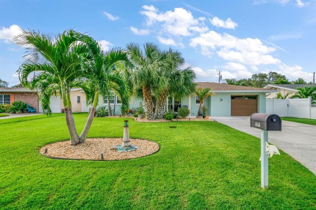 14136 CHAMBERLAIN AVENUE LARGO, FL 33774