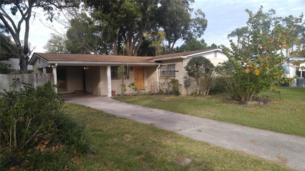 2713 W HAMILTON AVENUE TAMPA, FL 33614