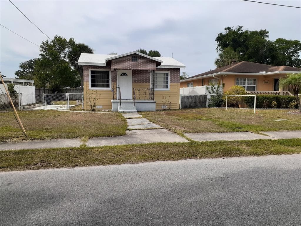 2710 W SAINT JOHN STREET TAMPA, FL 33607