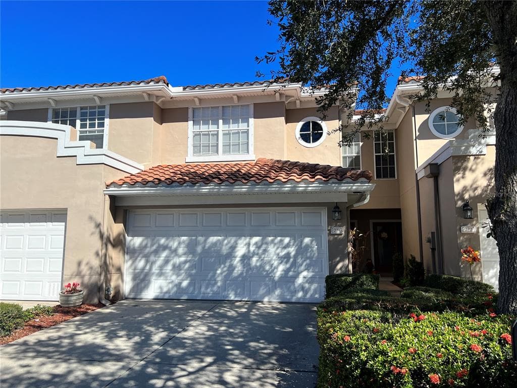 274 VALENCIA CIRCLE ST PETERSBURG, FL 33716