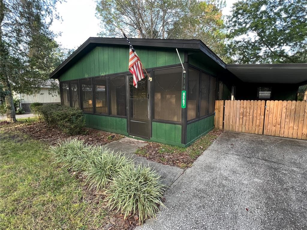 8587 NW 42ND DRIVE GAINESVILLE, FL 32653