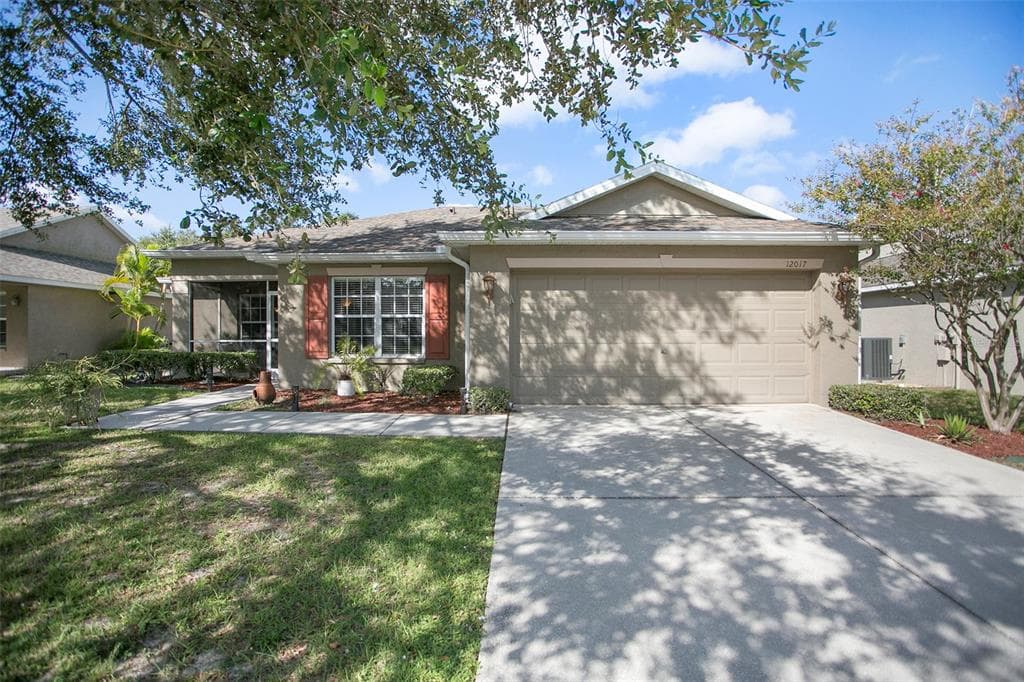 12017 WARWICK CIRCLE PARRISH, FL 34219