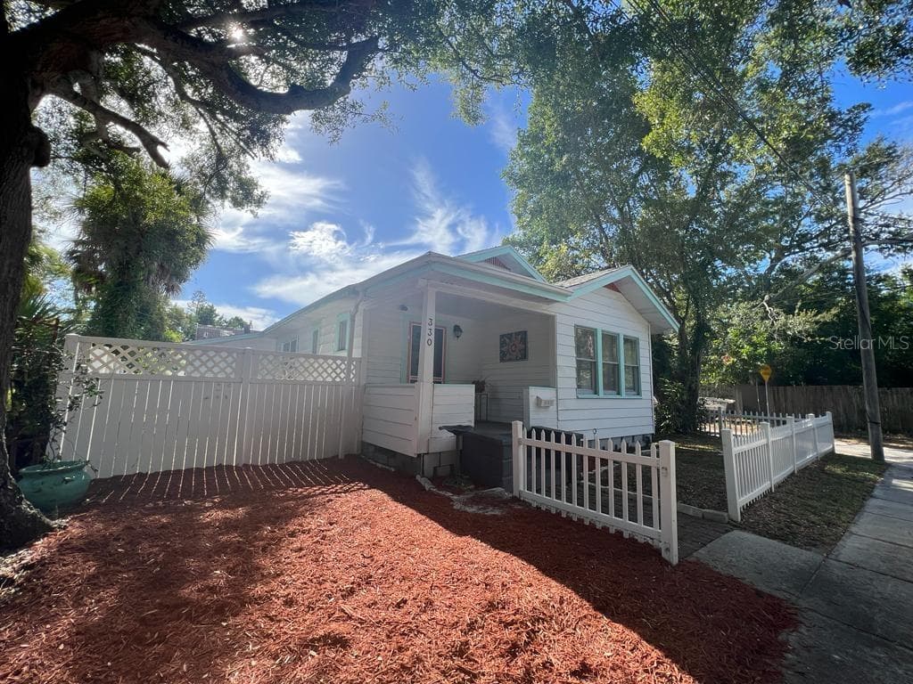 330 WISCONSIN COURT S ST PETERSBURG, FL 33705