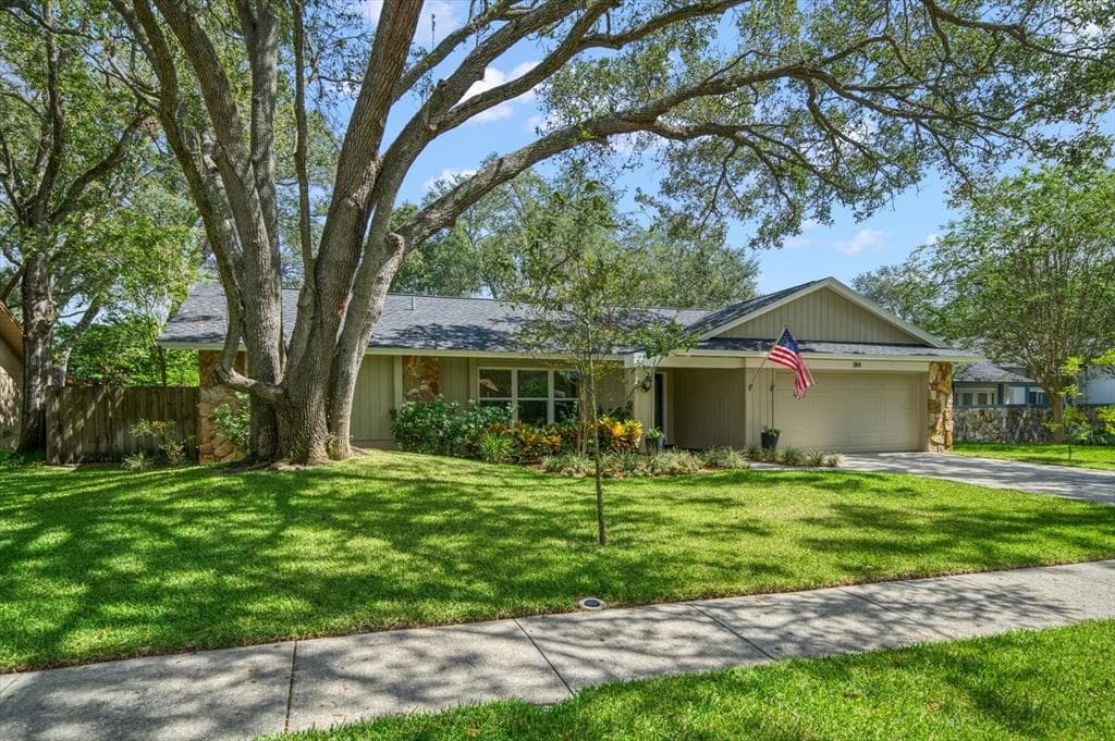 184 MAYFAIR CIRCLE W PALM HARBOR, FL 34683