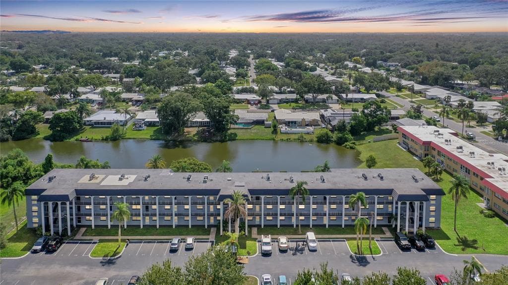 1303 S HERCULES AVENUE UNIT 6 CLEARWATER, FL 33764