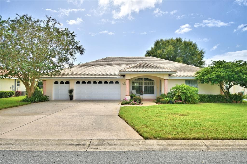 226 GOLF AIRE BOULEVARD WINTER HAVEN, FL 33884