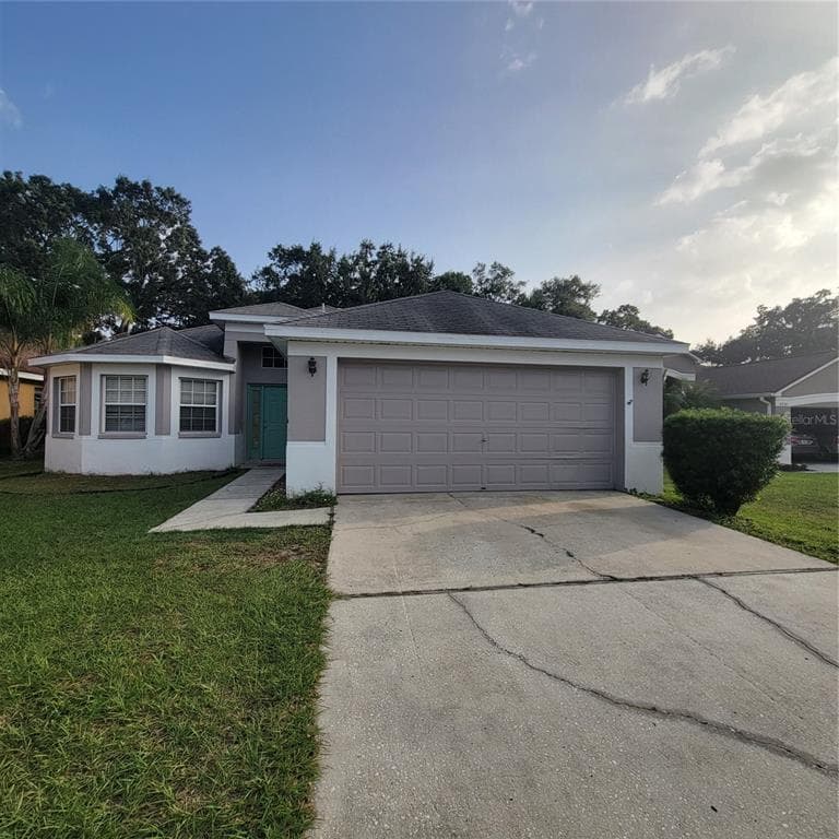 4728 DUNNIE DRIVE TAMPA, FL 33614