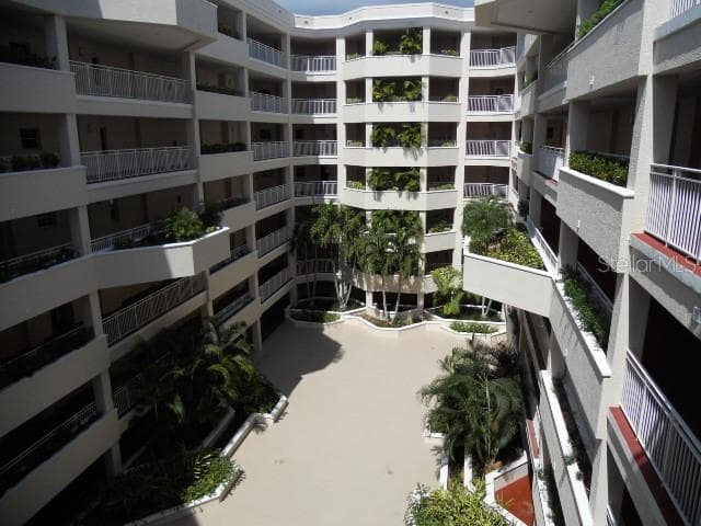 3730 CADBURY CIRCLE UNIT 622 VENICE, FL 34293