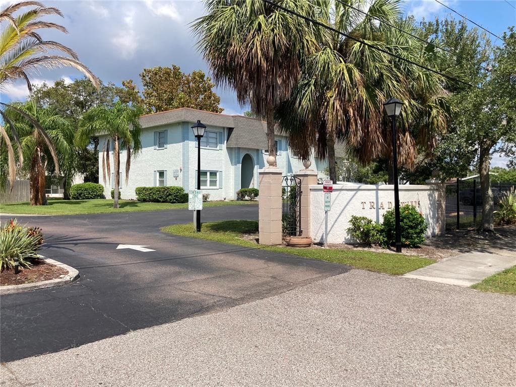 387 S MCMULLEN BOOTH ROAD UNIT 14 CLEARWATER, FL 33759