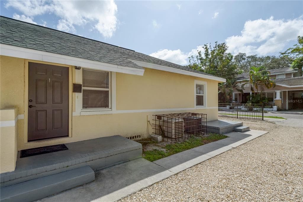902 E 22ND AVENUE UNIT 1 TAMPA, FL 33605