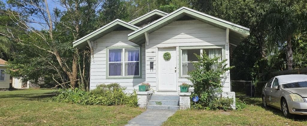 1003 W BRADDOCK STREET TAMPA, FL 33603