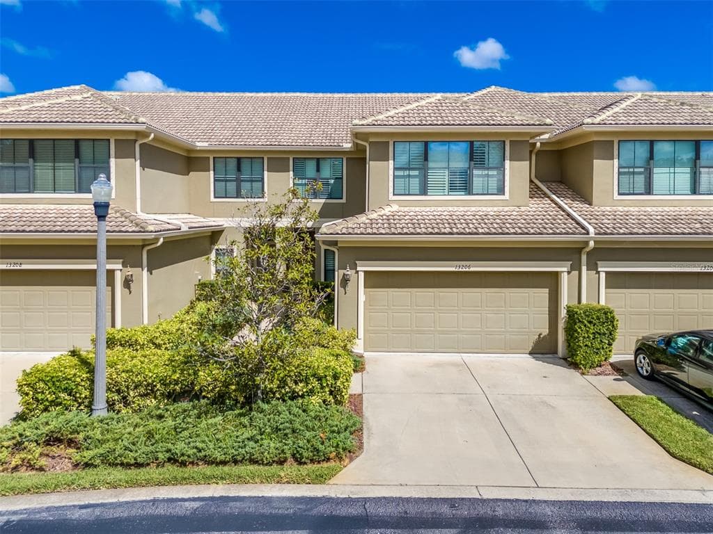 13206 SAN BLAS LOOP LARGO, FL 33774