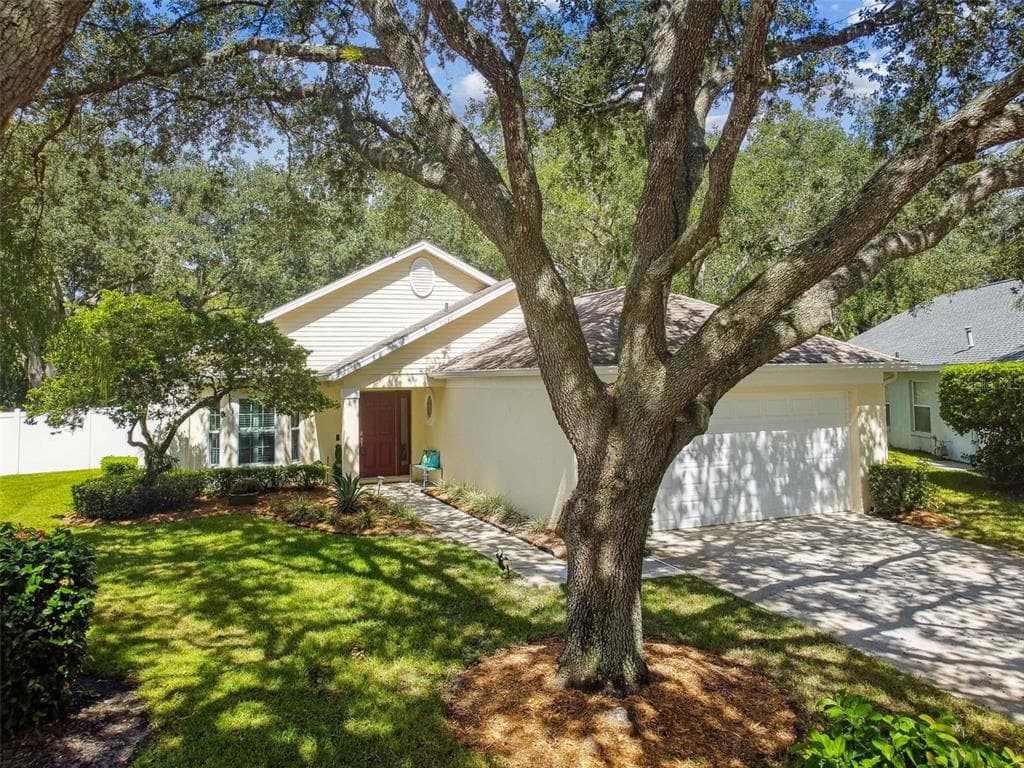 11201 PARKSIDE PLACE LAKEWOOD RANCH, FL 34202
