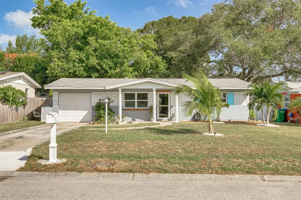 11477 81ST PLACE SEMINOLE, FL 33772