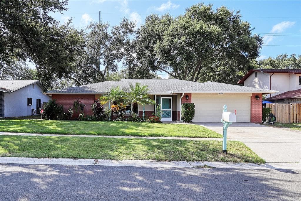 2171 BRIARWAY DRIVE CLEARWATER, FL 33763