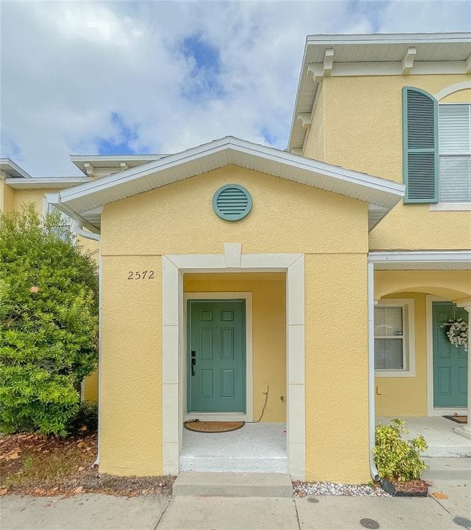 2572 HIDDEN COVE LANE CLEARWATER, FL 33763