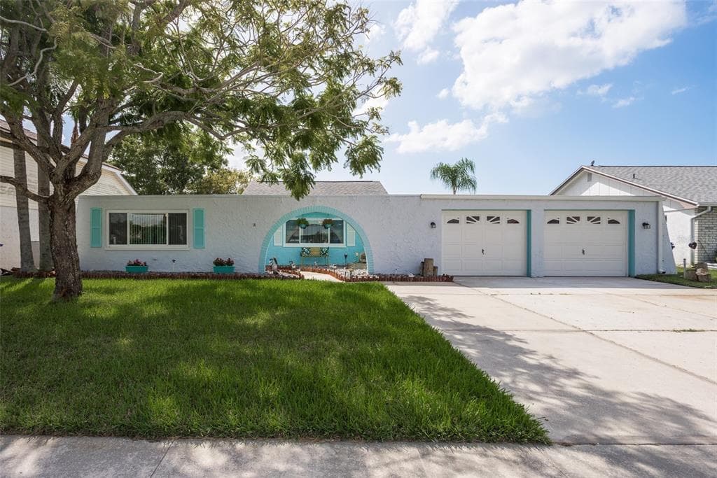 3611 DELTA PLACE HOLIDAY, FL 34691