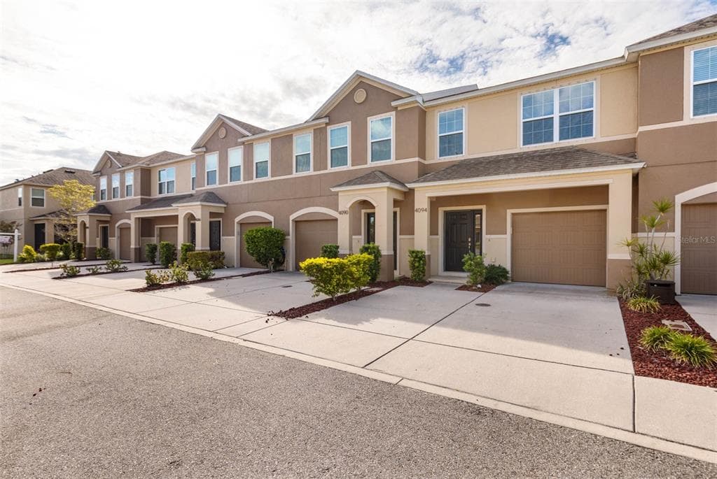 4094 69TH TERRACE N PINELLAS PARK, FL 33781