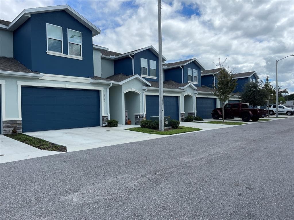 1513 FIGLEAF LN CLEARWATER, FL 33756