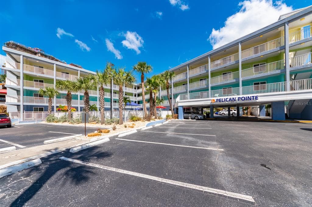 445 S GULFVIEW BOULEVARD UNIT 417 CLEARWATER, FL 33767
