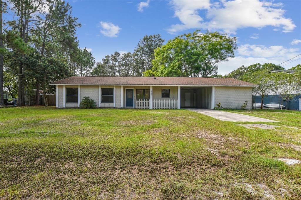 1207 E 162ND AVENUE LUTZ, FL 33549