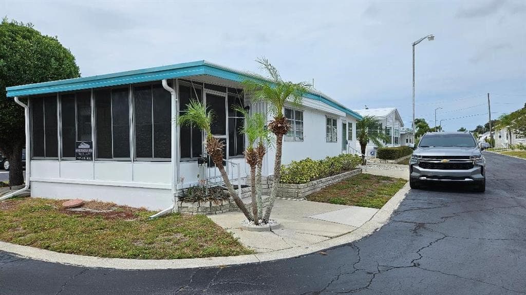 8300 SEMINOLE BOULEVARD UNIT 402 SEMINOLE, FL 33772