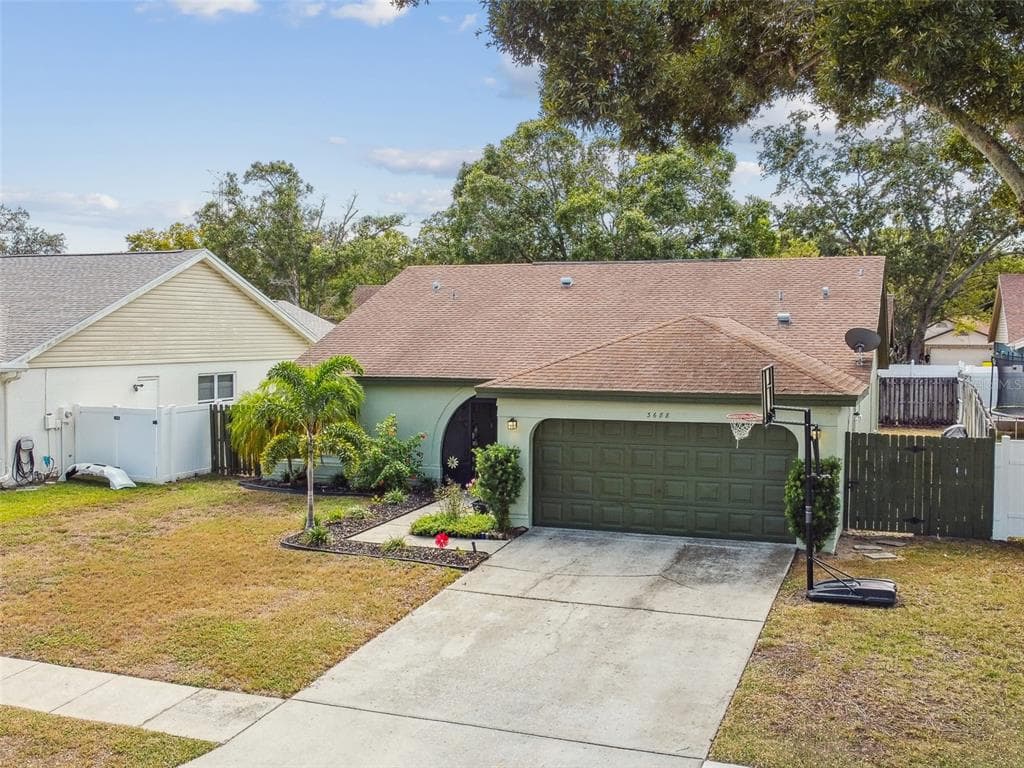 3688 MONTCLAIR DRIVE