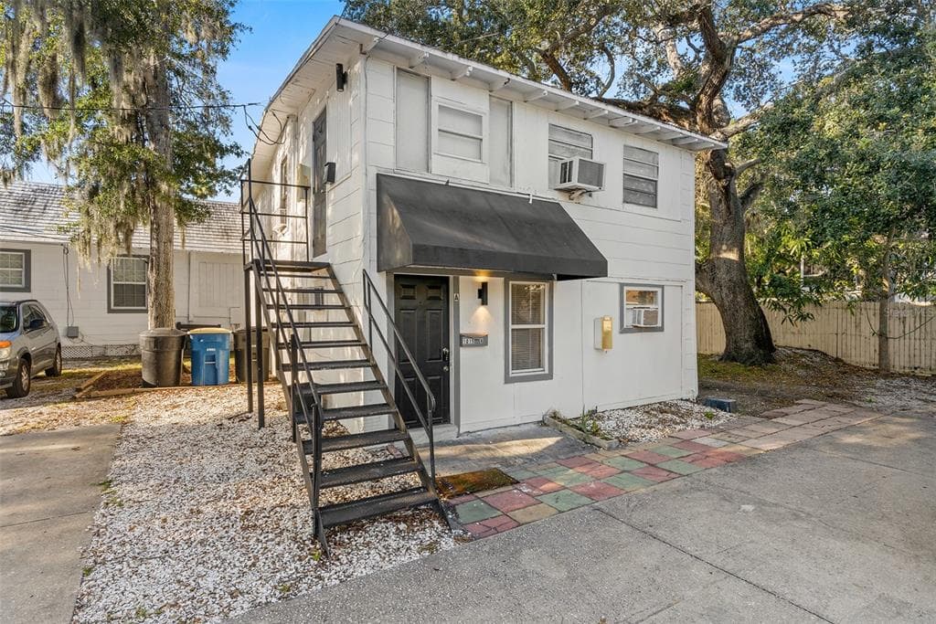 1015 DREW STREET UNIT A CLEARWATER, FL 33755