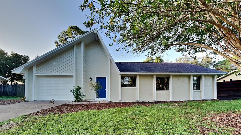605 ANDERSON DRIVE DELTONA, FL 32725