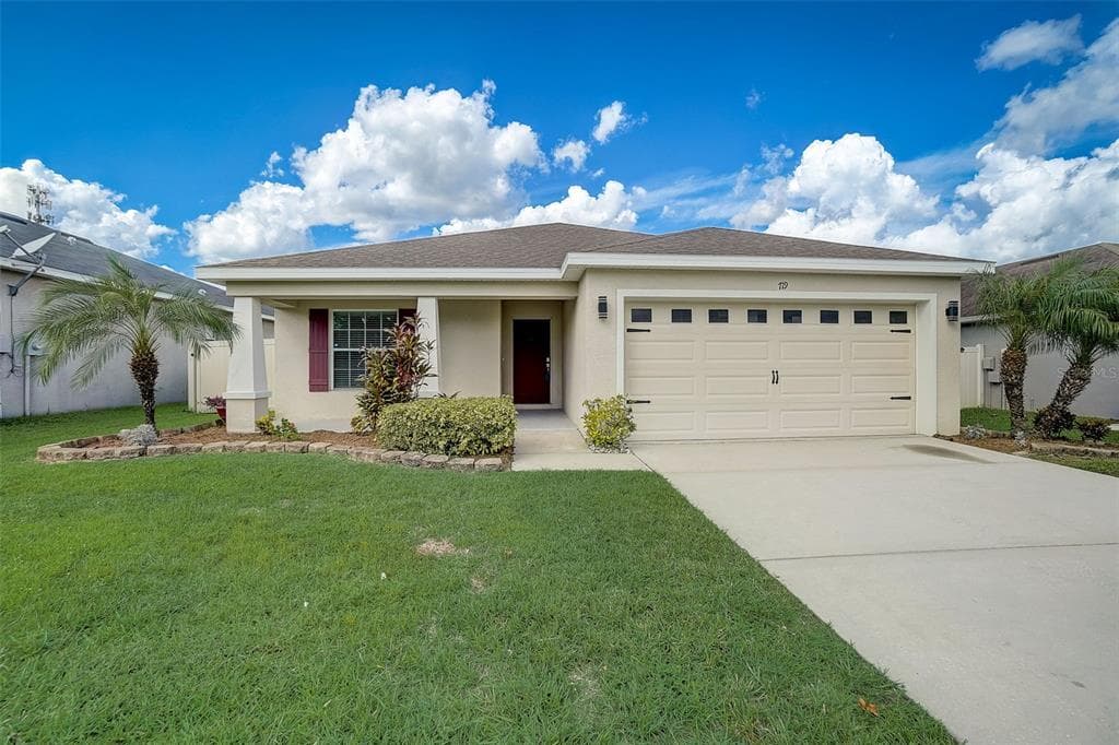 719 VINEYARD RESERVE COURT SEFFNER, FL 33584