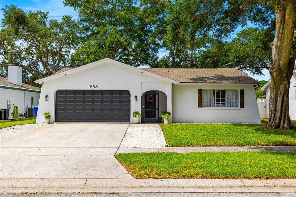 1858 CITRUS HILL LANE PALM HARBOR, FL 34683