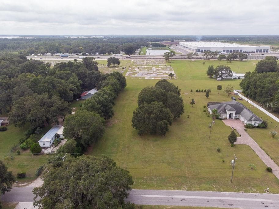 3709 SWINDELL ROAD PLANT CITY, FL 33565
