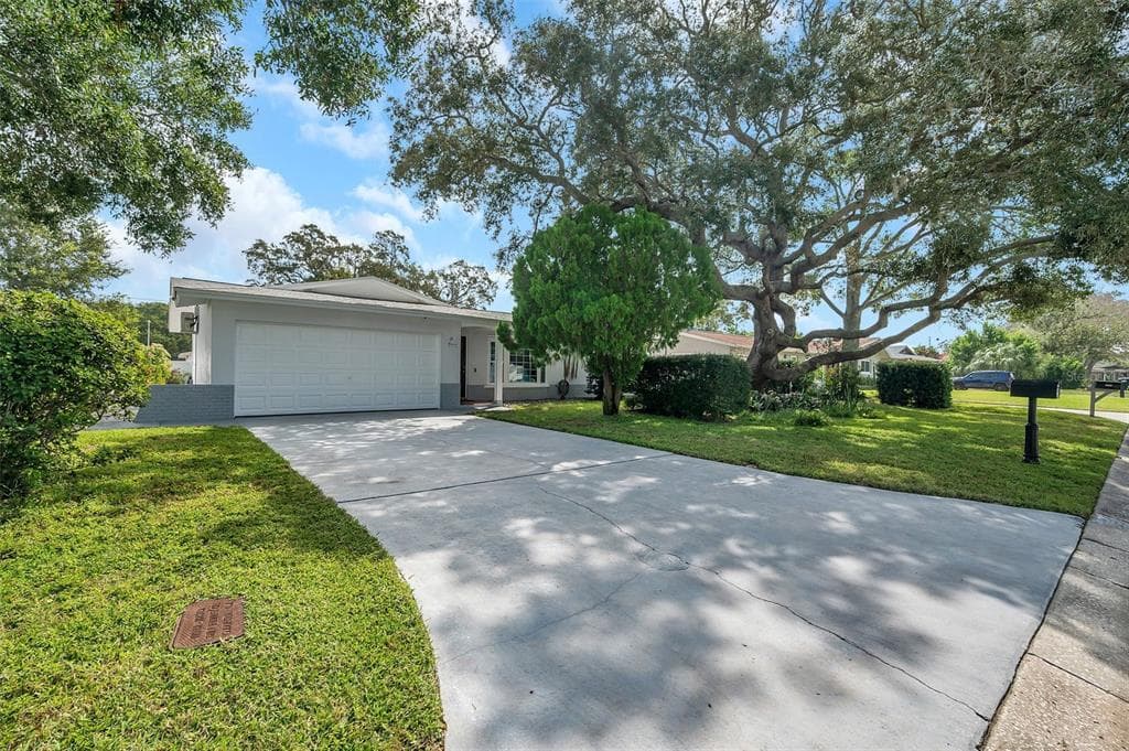 2033 LITTLE NECK ROAD CLEARWATER, FL 33755