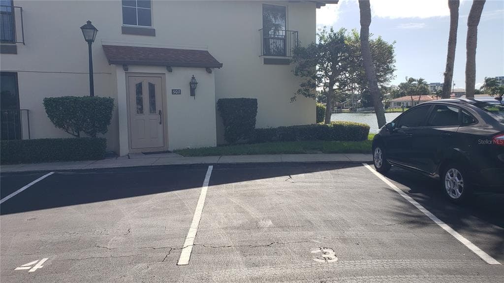 501 PLAZA SEVILLE COURT UNIT 3 TREASURE ISLAND, FL 33706