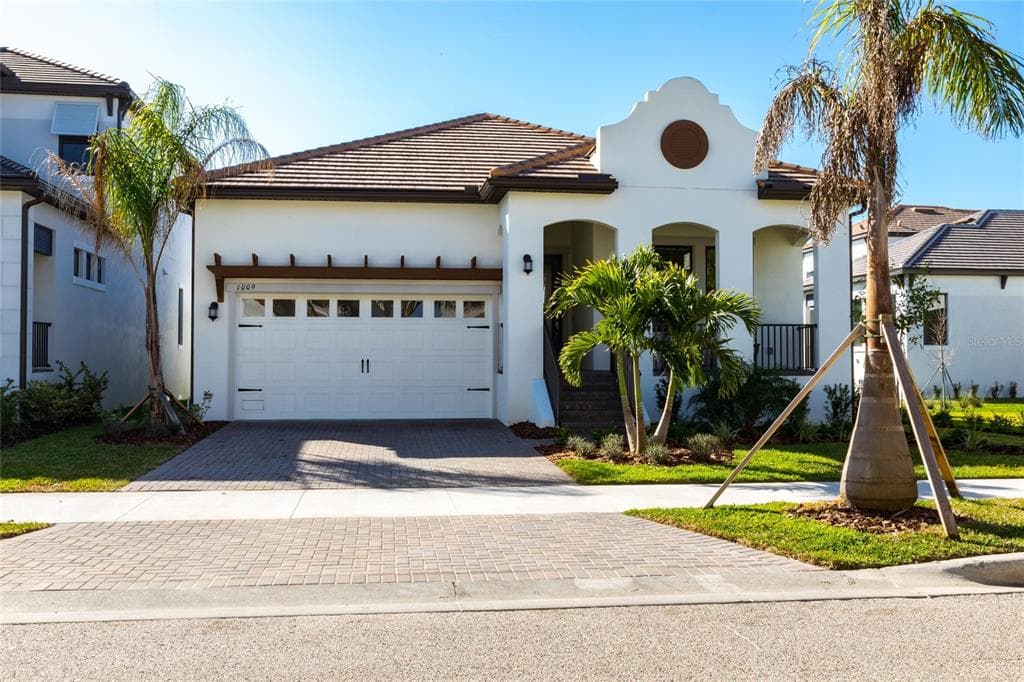 1009 SEAGRAPE DRIVE RUSKIN, FL 33570